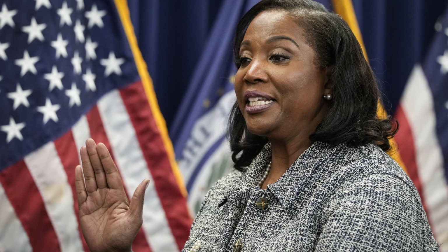 Former Fed chiefs urge Supreme Court to block Trump firing Lisa Cook