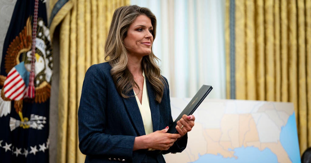 Lindsey Halligan, Trump’s former defense lawyer, sworn in as interim U.S. attorney in key Virginia office