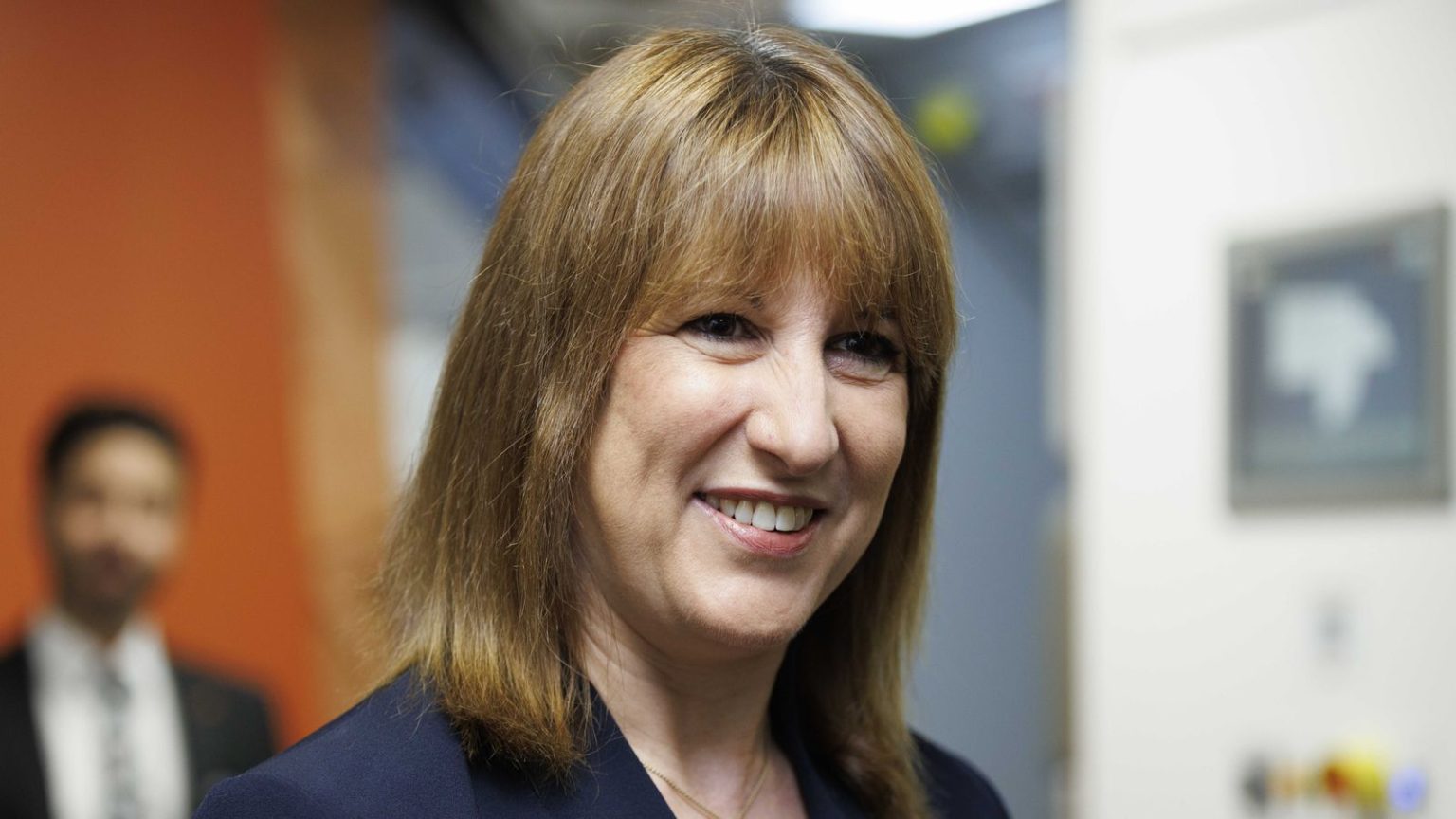 Chancellor to make case for ‘contribution’ ahead of youth jobs guarantee | Politics News