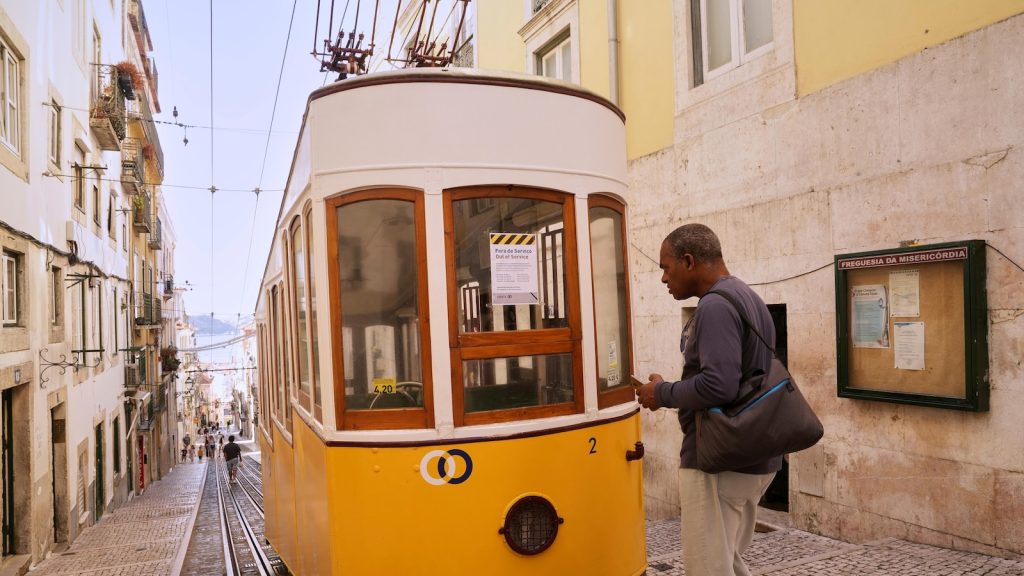A preliminary report on Lisbon’s streetcar tragedy is expected Friday