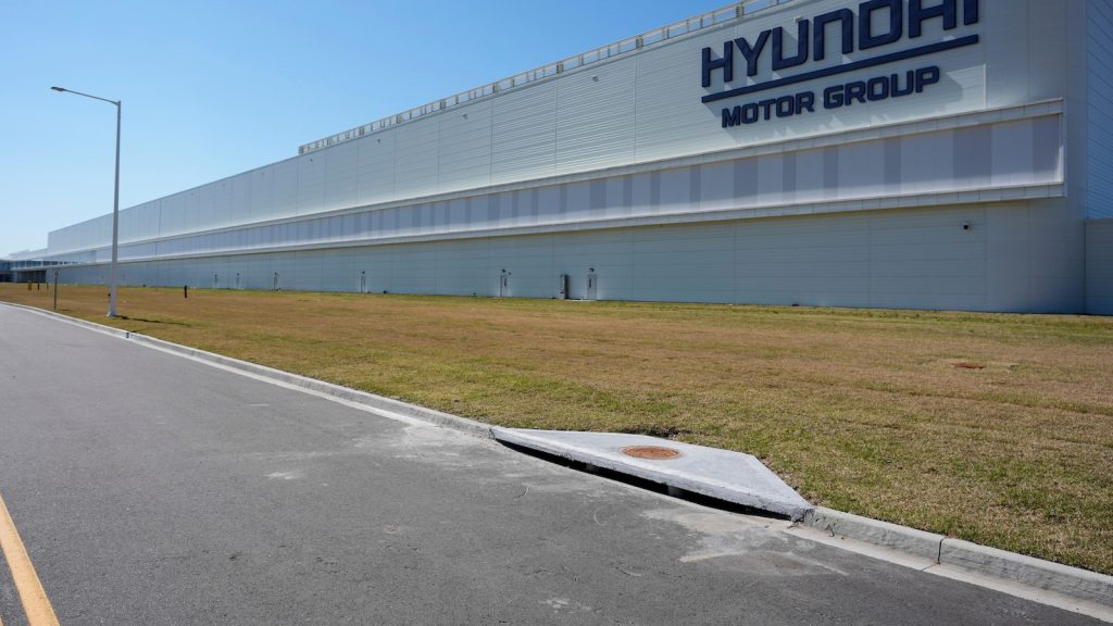 South Korea expresses ‘concern’ over US immigration raid at Hyundai’s Georgia plant