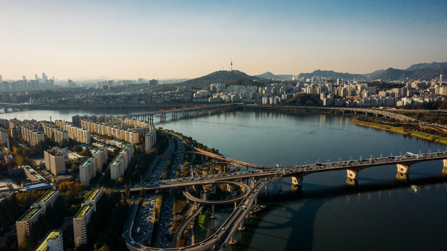 Asia markets set to track Wall Street gains ahead of a potential U.S. government shutdown