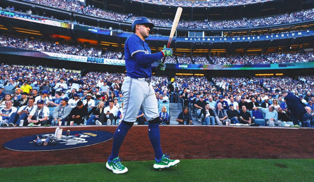 Blue Jays’ George Springer in World Series Game 6 Lineup Despite Oblique Injury