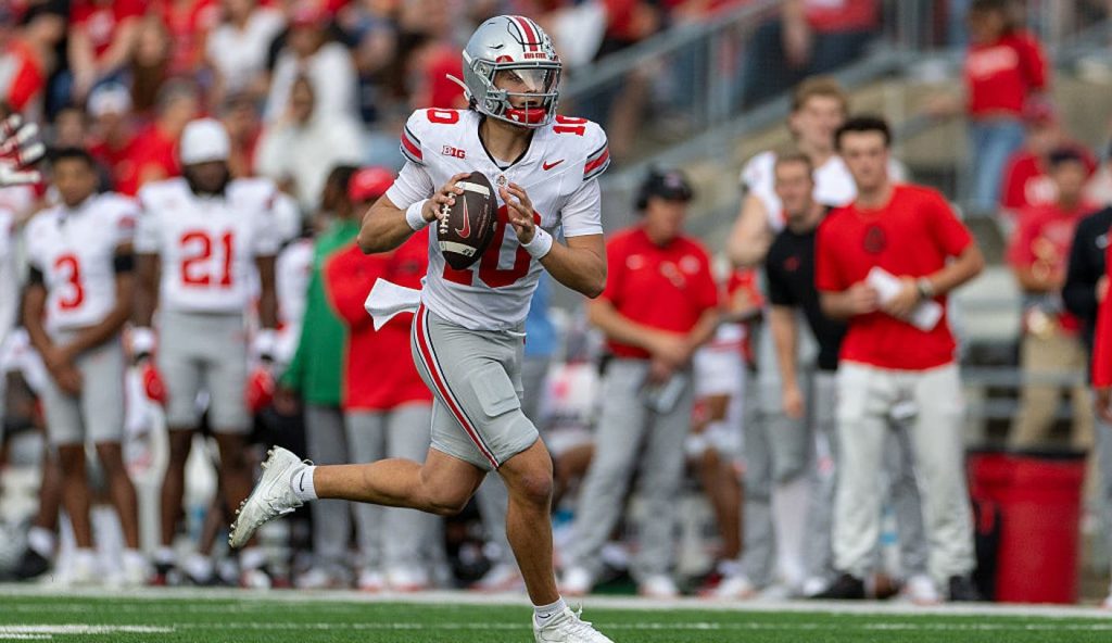 Undefeated College Football Teams 2025: 6 Unbeaten Teams Remain