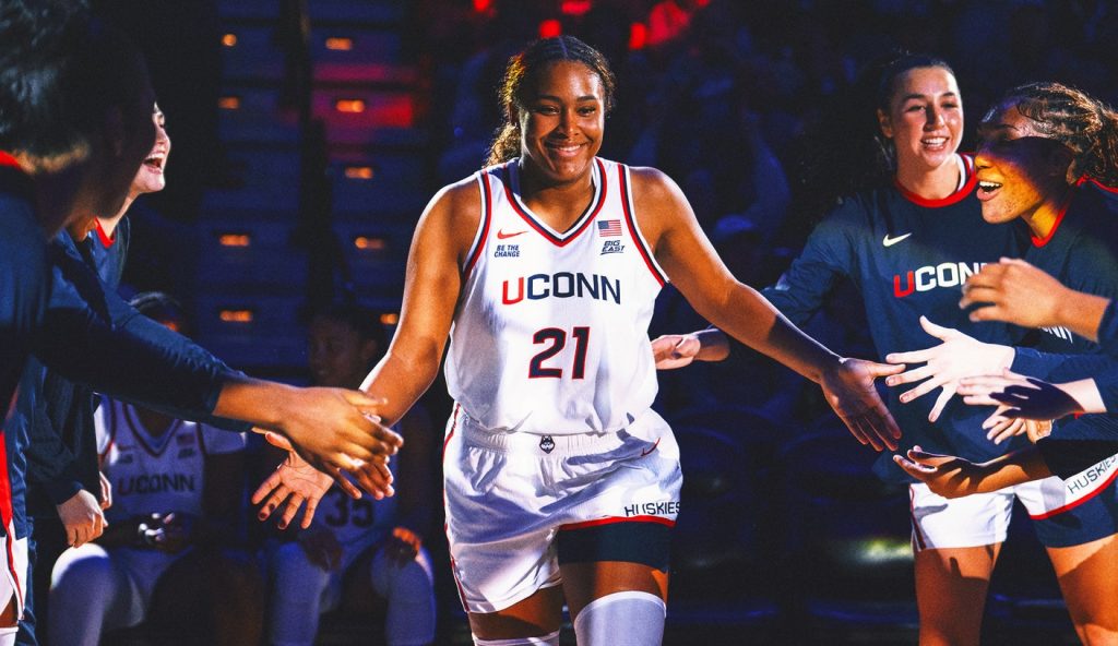 UConn is No. 1 in AP’s Women’s Basketball Top 25; SEC has 5 teams in top 10