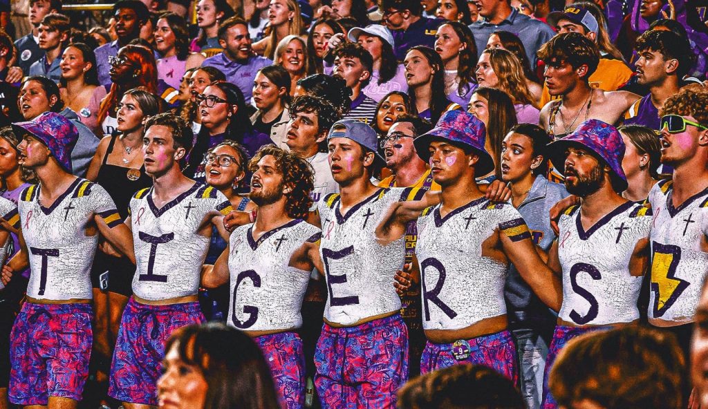 How Garth Brooks, The Killers And Tom Petty Became Stars of CFB Saturdays