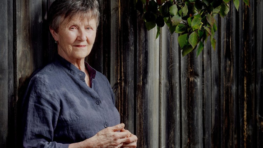 Australia’s Helen Garner wins Baillie Gifford nonfiction prize for her ‘addictive’ diaries